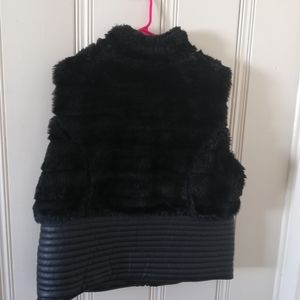 Celsius premium woman faux fur vest